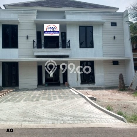 Rumah Luxury Modern Tanpa Renovasi di Cibubur Jakarta Timur Rumah Luxury Modern Tanpa Renovasi di Cibubur Jakarta Timur