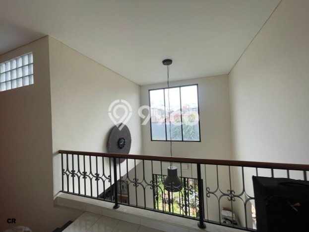 Jual Rumah Luas Megah Dengan View Cantik di Cibubur, Jakarta Timur Jual Rumah Luas Megah Dengan View Cantik di Cibubur, Jakarta Timur