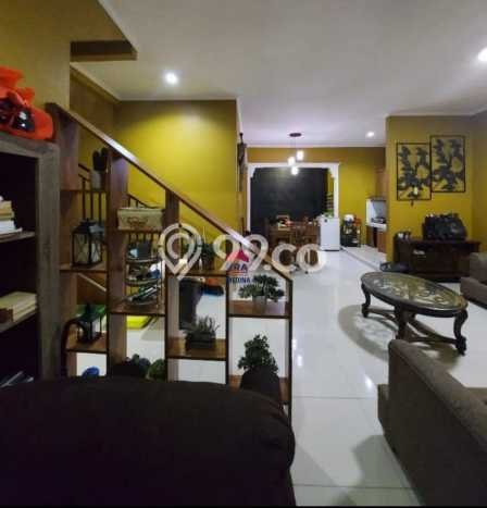Rumah sewa siap huni 4 KT di Sektor 9-Bintaro, Tangerang Selatan Rumah sewa siap huni 4 KT di Sektor 9-Bintaro, Tangerang Selatan