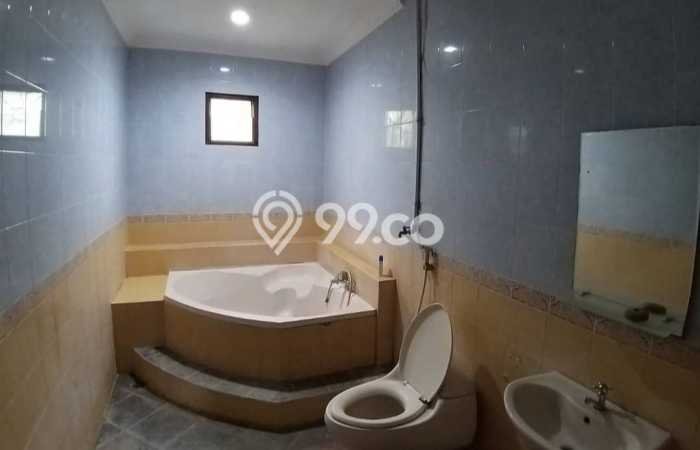Siap Huni Rumah Mewah 5 Kamar di Pesanggrahan Dekat ke Mana Pun Siap Huni Rumah Mewah 5 Kamar di Pesanggrahan Dekat ke Mana Pun