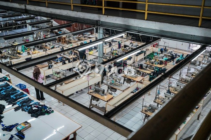 Unit Pabrik Dijual di Cikupa Tangerang Luas Tanah 2410m2, Luas Bangunan 1240m2 Unit Pabrik Dijual di Cikupa Tangerang Luas Tanah 2410m2, Luas Bangunan 1240m2