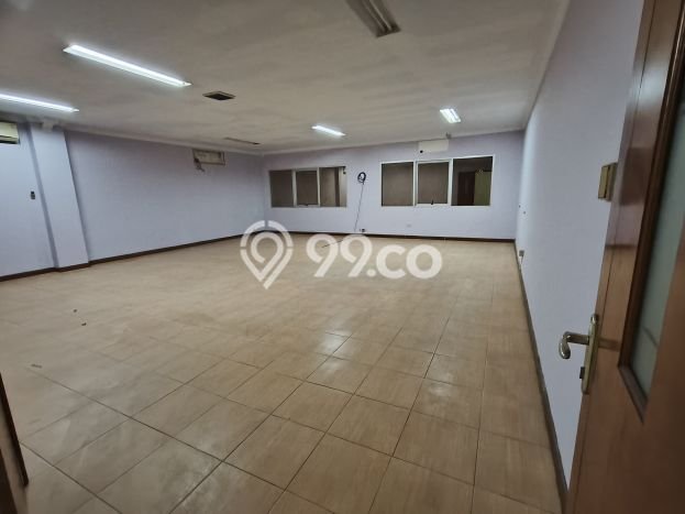 Rumah Elit Modern Tanpa Renovasi di Kayu Putih Jakarta Timur Rumah Elit Modern Tanpa Renovasi di Kayu Putih Jakarta Timur