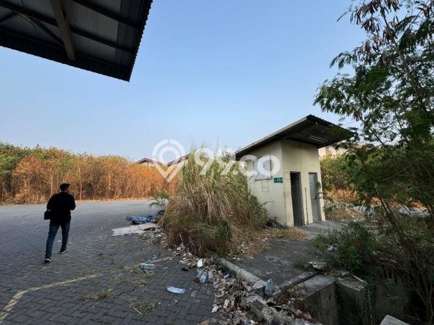 Unit Komersial Dijual di Bekasi LT 98000m2 & LB 11000m2 Unit Komersial Dijual di Bekasi LT 98000m2 & LB 11000m2
