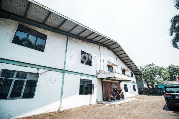 Unit Pabrik Dijual di Cikupa Tangerang Luas Tanah 2410m2, Luas Bangunan 1240m2 Unit Pabrik Dijual di Cikupa Tangerang Luas Tanah 2410m2, Luas Bangunan 1240m2