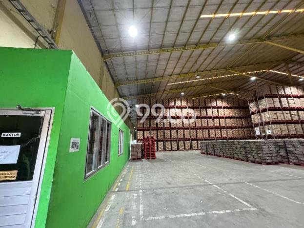 Unit Komersial Dijual di Bekasi LT 98000m2 & LB 11000m2 Unit Komersial Dijual di Bekasi LT 98000m2 & LB 11000m2