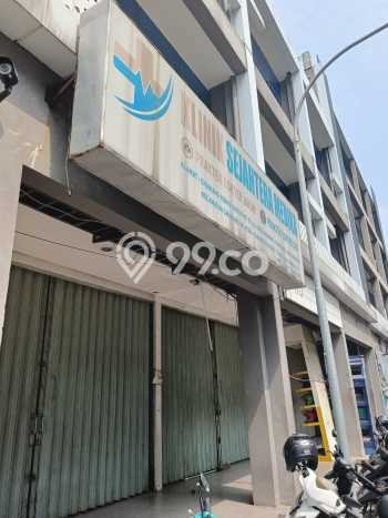 Ruko paling strategis disewakan di Cikarang Barat Bekasi Ruko paling strategis disewakan di Cikarang Barat Bekasi