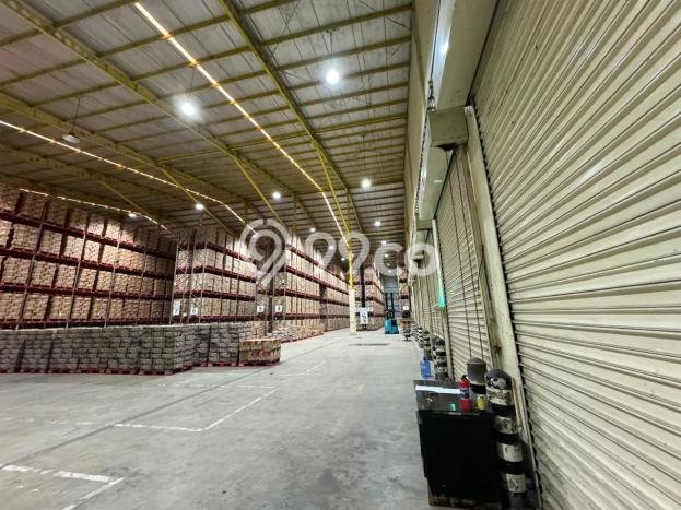 Unit Komersial Dijual di Bekasi LT 98000m2 & LB 11000m2 Unit Komersial Dijual di Bekasi LT 98000m2 & LB 11000m2