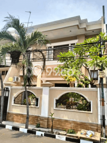 Dijual Hunian Mewah dengan Fasilitas Sekitar Komplit di Kelapa Gading, Jakarta Utara Dijual Hunian Mewah dengan Fasilitas Sekitar Komplit di Kelapa Gading, Jakarta Utara