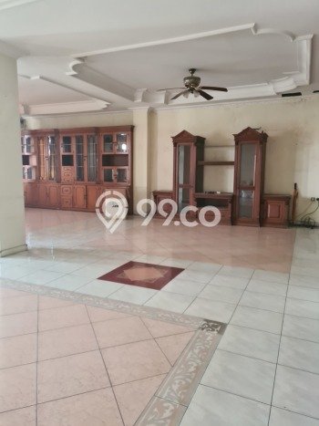 Unit Ruko Dijual di Jakarta Timur LT 500m2 & LB 1350m2 Unit Ruko Dijual di Jakarta Timur LT 500m2 & LB 1350m2