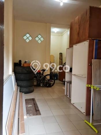 Rumah Strategis Modern Lb 145m2 di Jatinegara, Jakarta Timur Rumah Strategis Modern Lb 145m2 di Jatinegara, Jakarta Timur