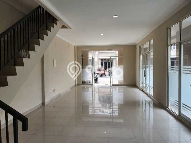 Ruko Dijual Lokasi Emas di Cipondoh Luas 315m2 Ruko Dijual Lokasi Emas di Cipondoh Luas 315m2