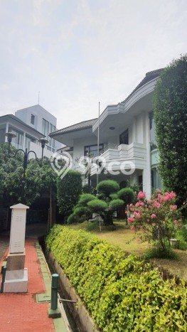 Hunian Mewah Dijual LT 1117m2 di Kelapa Gading, Jakarta Utara Hunian Mewah Dijual LT 1117m2 di Kelapa Gading, Jakarta Utara