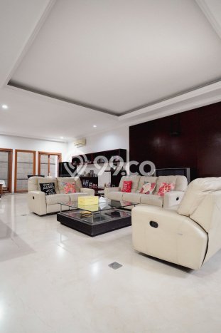 Dijual Hunian Mewah dengan Fasilitas Sekitar Lengkap di Kelapa Gading, Jakarta Utara Dijual Hunian Mewah dengan Fasilitas Sekitar Lengkap di Kelapa Gading, Jakarta Utara