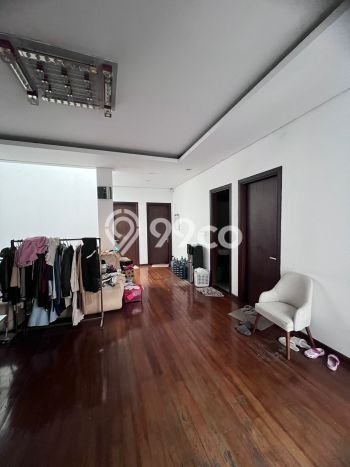 Rumah Elit LB 500m2 Siap Pakai Desain Elegan di Ancol, Jakarta Utara Rumah Elit LB 500m2 Siap Pakai Desain Elegan di Ancol, Jakarta Utara