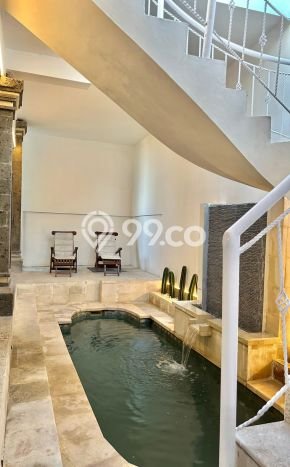 Vila Strategis Kawasan , Luas 215m2m², Dekat Badung, Badung Vila Strategis Kawasan , Luas 215m2m², Dekat Badung, Badung