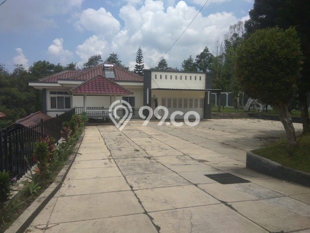 LOKASI TERBAIK! Vila di Pacet, Ukuran 2150m2m², Lokasi Premium dengan akses bagus LOKASI TERBAIK! Vila di Pacet, Ukuran 2150m2m², Lokasi Premium dengan akses bagus