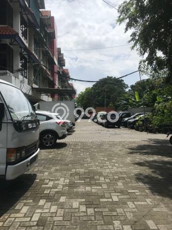 Ruko Dijual di Jakarta Barat LT 72m2 & LB 280m2 Lokasi Terbaik! Ruko Dijual di Jakarta Barat LT 72m2 & LB 280m2 Lokasi Terbaik!