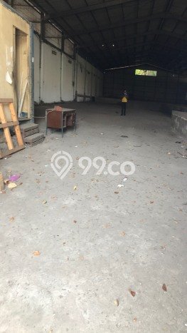 Gudang Disewa di Jakarta Utara dengan LB 1500m2 Area Komersial Ramai Gudang Disewa di Jakarta Utara dengan LB 1500m2 Area Komersial Ramai
