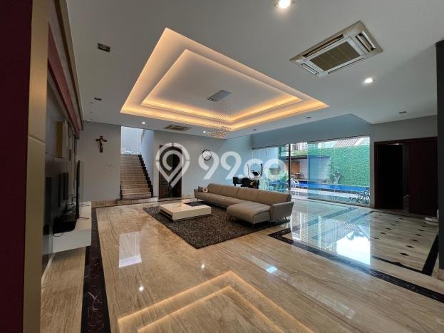 Dijual Rumah Luas Elegan Dengan View Eksklusif di Lippo Karawaci, Tangerang Dijual Rumah Luas Elegan Dengan View Eksklusif di Lippo Karawaci, Tangerang