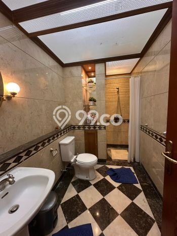 Vila di Pasar Minggu, Luas 1230m2m², Dekat ke berbagai fasilitas umum Vila di Pasar Minggu, Luas 1230m2m², Dekat ke berbagai fasilitas umum