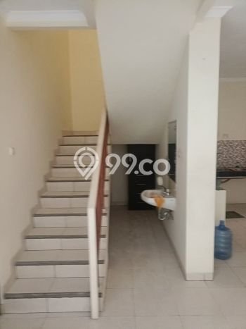 Disewakan! Rumah 5 Kamar Tidur &
4 Kamar Mandi di Kalideres, Jakarta Barat Disewakan! Rumah 5 Kamar Tidur &
4 Kamar Mandi di Kalideres, Jakarta Barat
