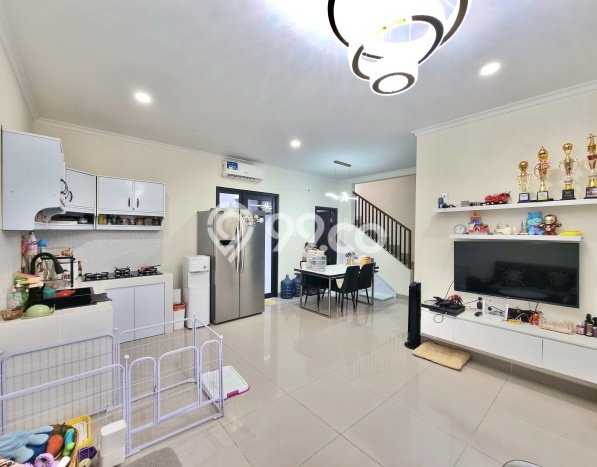 Dijual Hunian Rumah Terawat 3 Kamar di Gading Serpong, Tangerang Dijual Hunian Rumah Terawat 3 Kamar di Gading Serpong, Tangerang