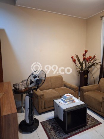 Rumah Strategis di , 3 KM, Area Tenang, Luas 200m2m² LB 196m2m² Rumah Strategis di , 3 KM, Area Tenang, Luas 200m2m² LB 196m2m²
