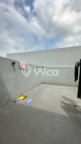 Jarang Ada! Rumah Kontrakan 3 Kamar Bagus Siap Huni BSD City Jarang Ada! Rumah Kontrakan 3 Kamar Bagus Siap Huni BSD City
