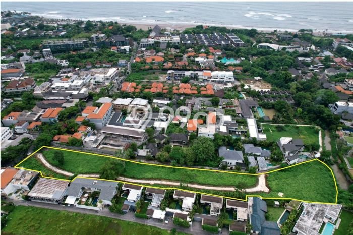 Kavling Tanah untuk Dijual di Canggu, Badung, Luas 7000m2 Kavling Tanah untuk Dijual di Canggu, Badung, Luas 7000m2