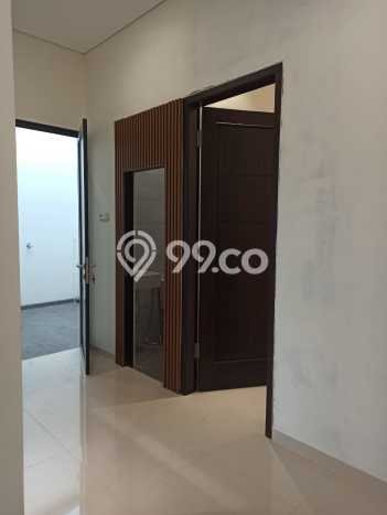 Rumah Luxury Modern Tanpa Renovasi di Rawamangun Jakarta Timur Rumah Luxury Modern Tanpa Renovasi di Rawamangun Jakarta Timur