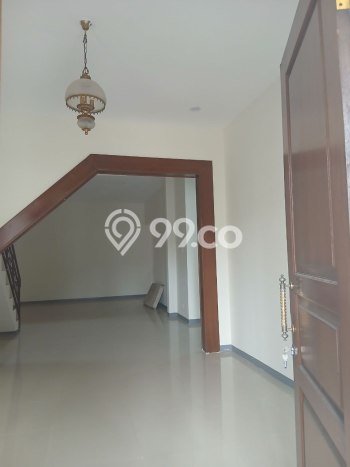 Jual Rumah Eksklusif 4 KT di Jatiwaringin, Bekasi Jual Rumah Eksklusif 4 KT di Jatiwaringin, Bekasi