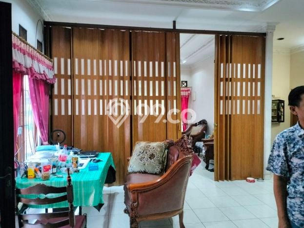 Jual Rumah Mewah Megah Dengan View Eksklusif di Klender, Jakarta Timur Jual Rumah Mewah Megah Dengan View Eksklusif di Klender, Jakarta Timur