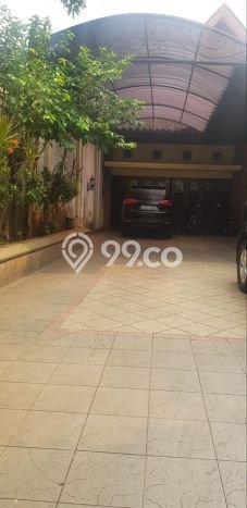 Rumah Luxury Modern Siap Huni di Pejaten Jakarta Selatan Rumah Luxury Modern Siap Huni di Pejaten Jakarta Selatan