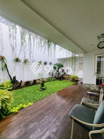 Ready to Use! Premium House LT 410m2 Desain Elegan di Cikunir Ready to Use! Premium House LT 410m2 Desain Elegan di Cikunir