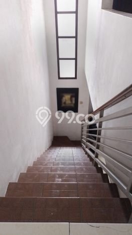 Dijual Hunian Rumah Terawat 3 Kamar di Jatiwaringin, Bekasi Dijual Hunian Rumah Terawat 3 Kamar di Jatiwaringin, Bekasi