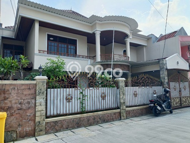 For Sale Rumah Mewah Exclusive di Duren Sawit, Jakarta Timur For Sale Rumah Mewah Exclusive di Duren Sawit, Jakarta Timur