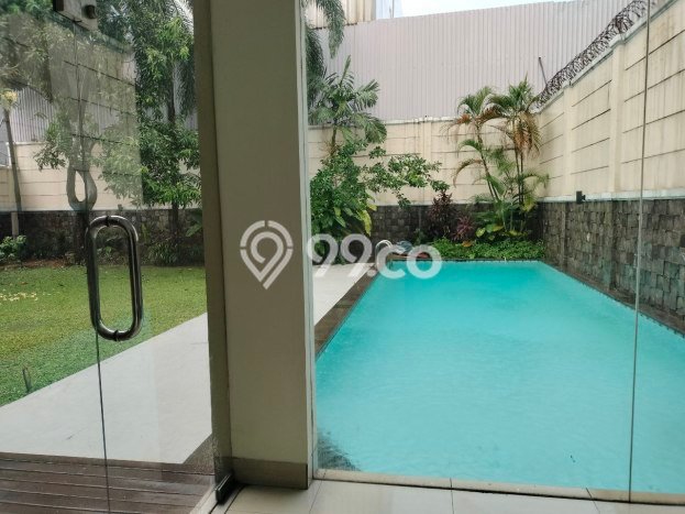 Rumah Luxury Modern Tanpa Renovasi di Kemang Jakarta Selatan Rumah Luxury Modern Tanpa Renovasi di Kemang Jakarta Selatan