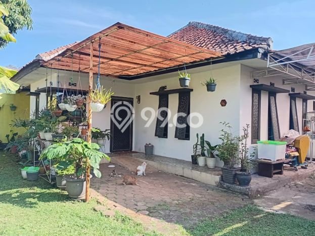 Jual Rumah Strategis Bagus Punya 3 KT di Arcamanik Bandung SHM Jual Rumah Strategis Bagus Punya 3 KT di Arcamanik Bandung SHM