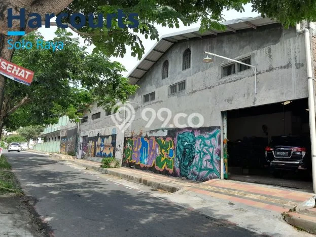 Unit Gudang Dijual di Karanganyar Karanganyar Luas Tanah 350m2, Luas Bangunan 350m2 Unit Gudang Dijual di Karanganyar Karanganyar Luas Tanah 350m2, Luas Bangunan 350m2