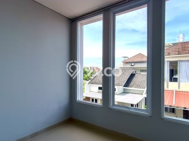 Jarang Ada! Rumah Sewa 3 Kamar Bagus Siap Huni Gentan Jarang Ada! Rumah Sewa 3 Kamar Bagus Siap Huni Gentan
