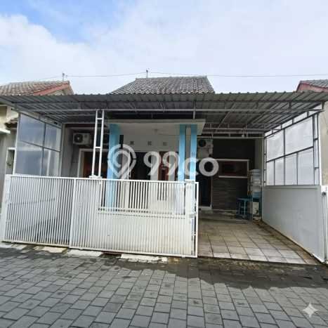 For Sale Hunian Rumah Terawat 3 Kamar di Gentan, Sukoharjo For Sale Hunian Rumah Terawat 3 Kamar di Gentan, Sukoharjo