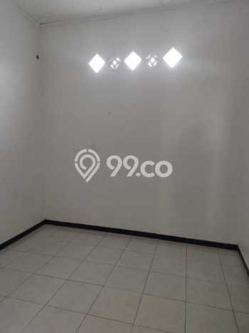 Lokasi terbaik! Rumah siap huni disewakan di Jajar LB 138m2 Lokasi terbaik! Rumah siap huni disewakan di Jajar LB 138m2