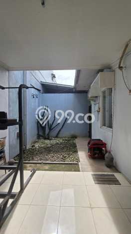 Rumah Kost untuk Dijual di Jebres dengan 21 KT, 20 KM, Luas 650m2 Rumah Kost untuk Dijual di Jebres dengan 21 KT, 20 KM, Luas 650m2