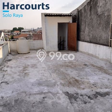 Ruko Dijual di Jebres Solo dengan LB 240m2 Ruko Dijual di Jebres Solo dengan LB 240m2
