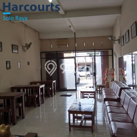 Ruko Dijual di Jebres Solo dengan LB 240m2 Ruko Dijual di Jebres Solo dengan LB 240m2