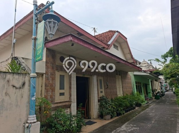 Dijual Kost Strategis di Serengan, Solo 7 KT, 8 KM, Luas Bangunan 175m2 Dijual Kost Strategis di Serengan, Solo 7 KT, 8 KM, Luas Bangunan 175m2