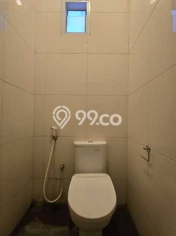 Jual Rumah Mewah Megah Dengan View Eksklusif di Loji Wetan, Surakarta Jual Rumah Mewah Megah Dengan View Eksklusif di Loji Wetan, Surakarta