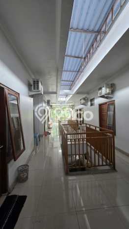 Rumah Kost untuk Dijual di Jebres dengan 21 KT, 20 KM, Luas 650m2 Rumah Kost untuk Dijual di Jebres dengan 21 KT, 20 KM, Luas 650m2