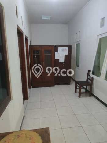 Lokasi terbaik! Rumah siap huni disewakan di Jajar LB 138m2 Lokasi terbaik! Rumah siap huni disewakan di Jajar LB 138m2