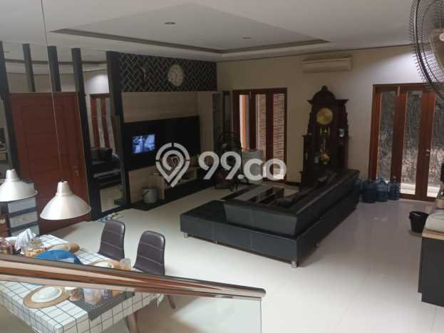 Dijual Rumah Premium dengan Fasilitas Sekitar Lengkap di Jebres, Solo Dijual Rumah Premium dengan Fasilitas Sekitar Lengkap di Jebres, Solo